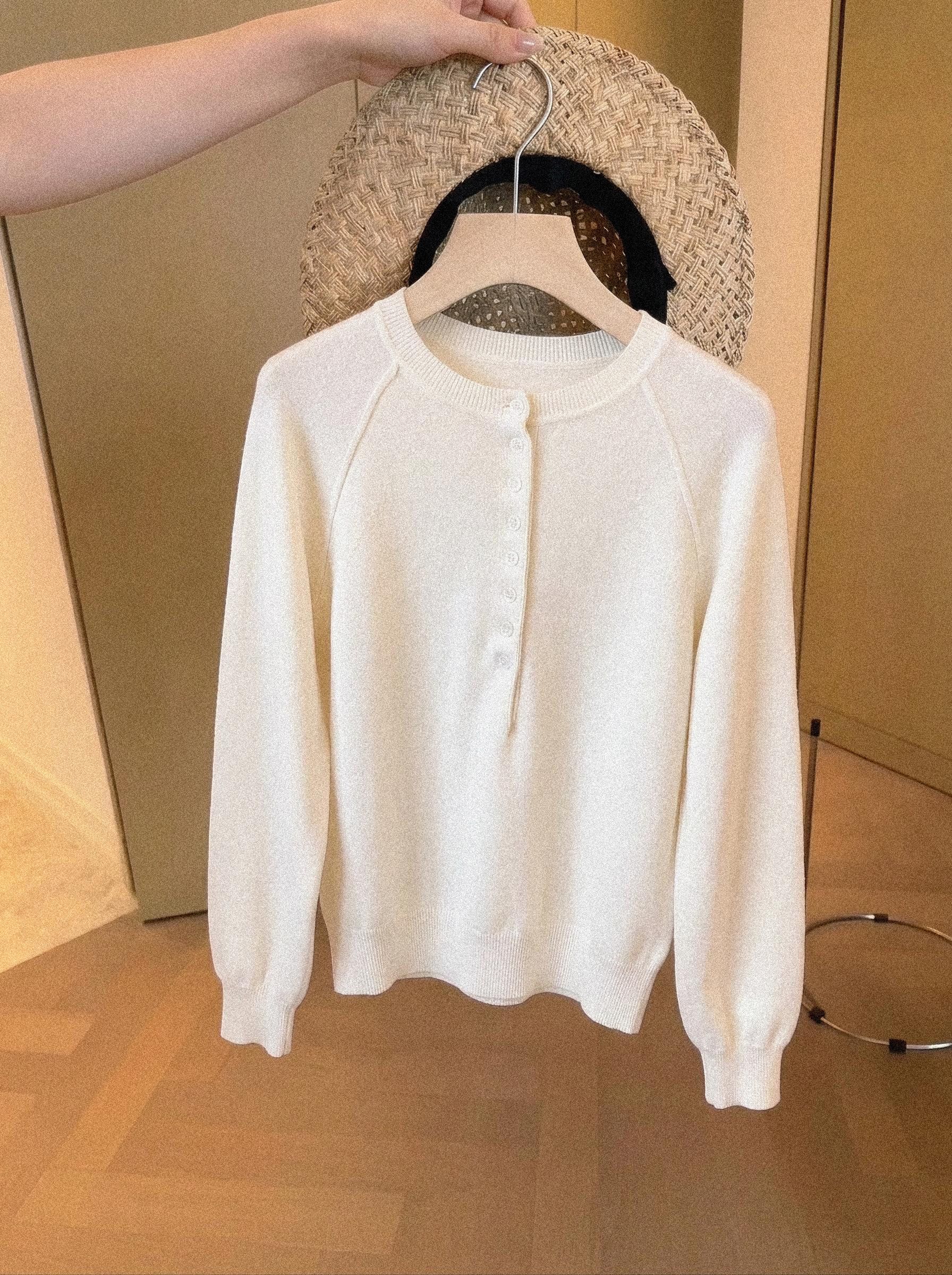 Women's Casual Knit Half-Open Collar Top in Off-White - Image 3